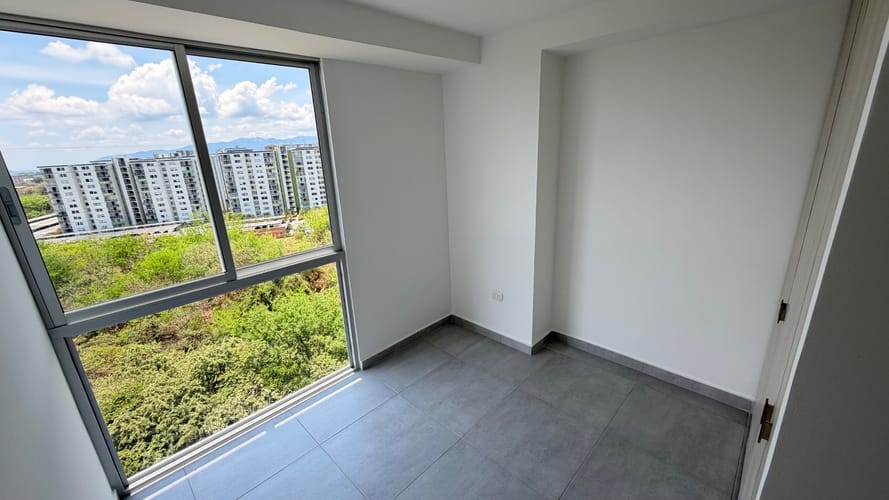 Apartamento de 3 alcobas en venta en Cn. Parque 93 Et. Iii, Ibagué, 85 m² · foto 10 de 18