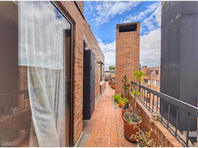 Apartamento de 3 alcobas en venta en Colina Campestre, Bogotá, 177 m² · foto 4 de 20