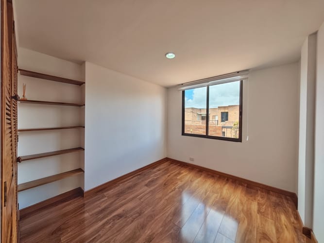 Apartamento de 3 alcobas en venta en Colina Campestre, Bogotá, 177 m² · foto 11 de 20