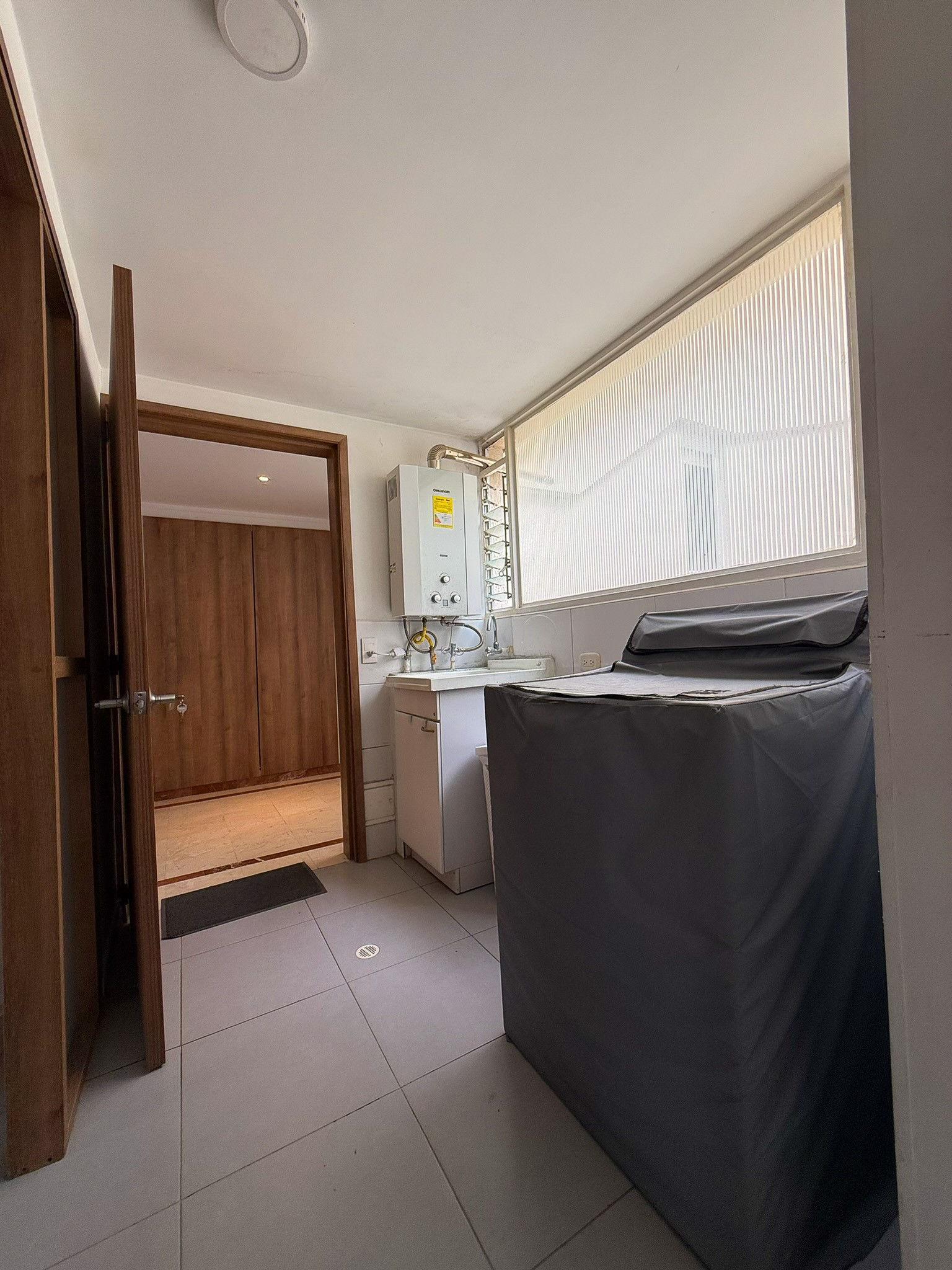 Apartamento en venta en Santa Barbara Central, Bogotá · foto 12 de 24