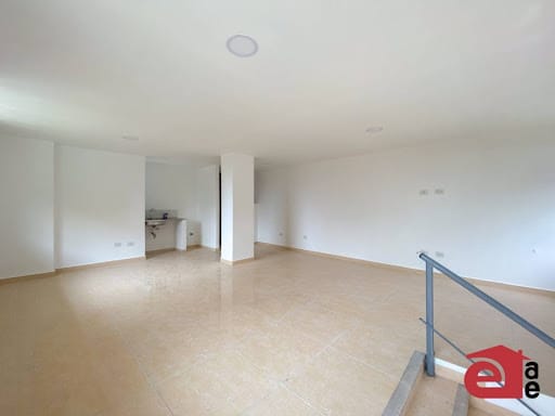 Local en arriendo en Caqueta, La Estrella, 11 m² · foto 3 de 8