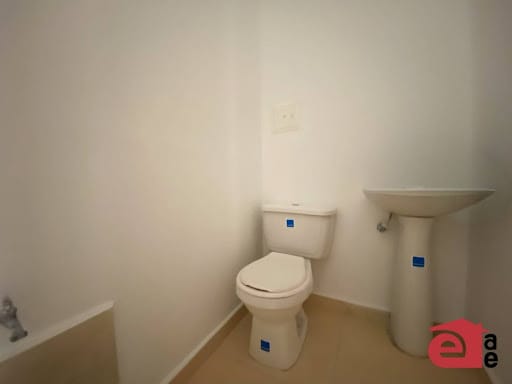 Local en arriendo en Caqueta, La Estrella, 11 m² · foto 5 de 8