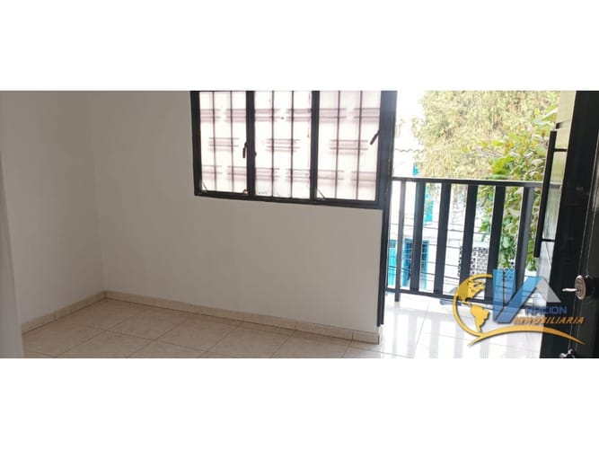Apartamento de 3 alcobas en venta en San Francisco, Bucaramanga, 65 m² · foto 2 de 13