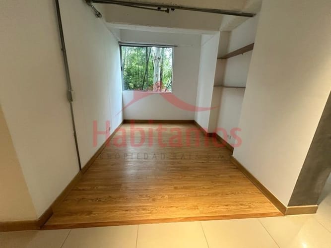 Apartamento de 2 alcobas en arriendo en Los Balsos, Medellín, 90 m² · foto 9 de 16