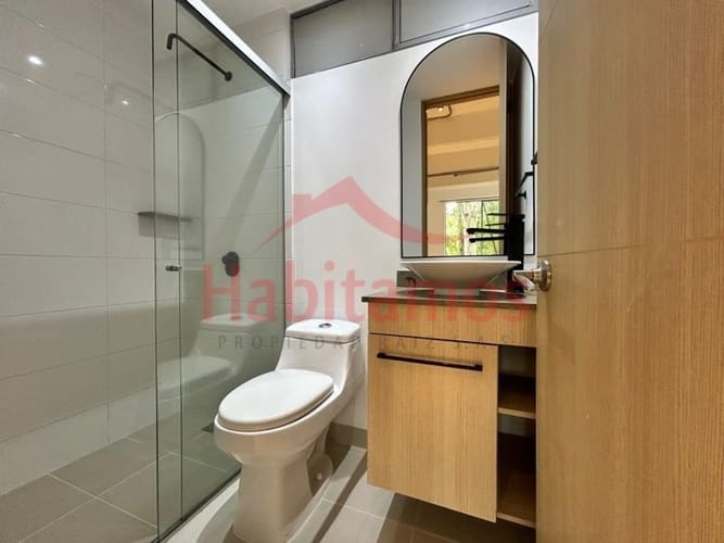 Apartamento de 2 alcobas en arriendo en Los Balsos, Medellín, 90 m² · foto 10 de 16