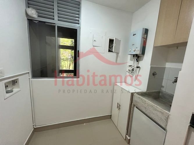 Apartamento de 2 alcobas en arriendo en Los Balsos, Medellín, 90 m² · foto 16 de 16
