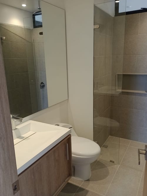 Apartamento de 3 alcobas en arriendo en El Recuerdo, Bogotá, 90 m² · foto 5 de 24