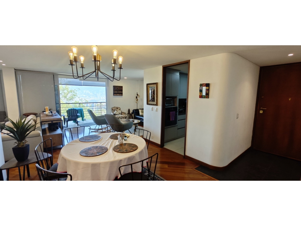 Apartamento en venta en El Tesoro, Medellín · foto 2 de 18