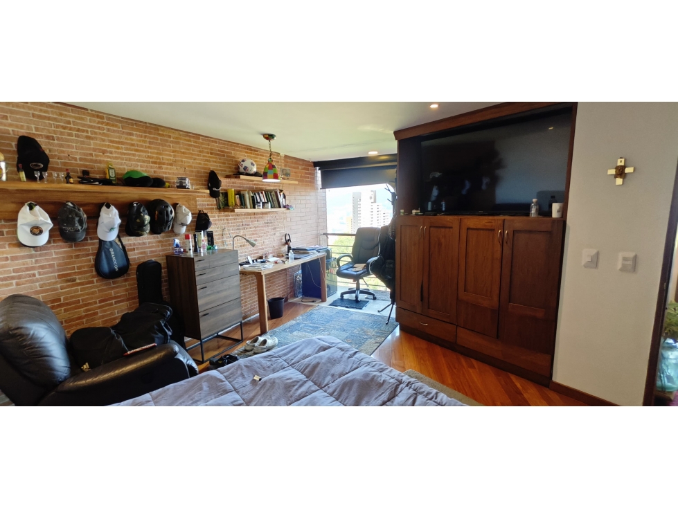 Apartamento en venta en El Tesoro, Medellín · foto 9 de 18