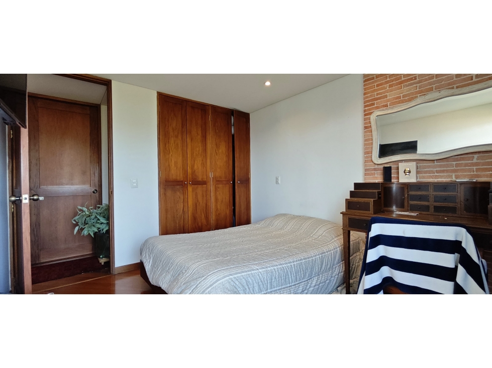 Apartamento en venta en El Tesoro, Medellín · foto 14 de 18