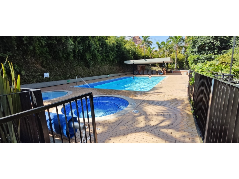 Apartamento en venta en El Tesoro, Medellín · foto 16 de 18