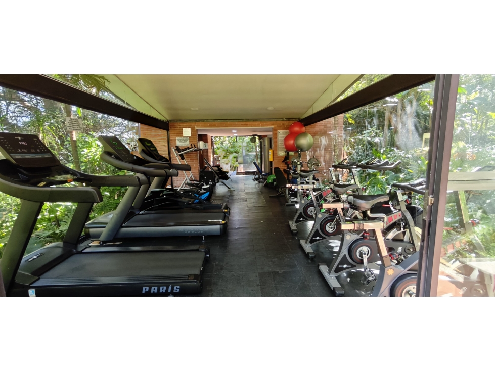 Apartamento en venta en El Tesoro, Medellín · foto 17 de 18