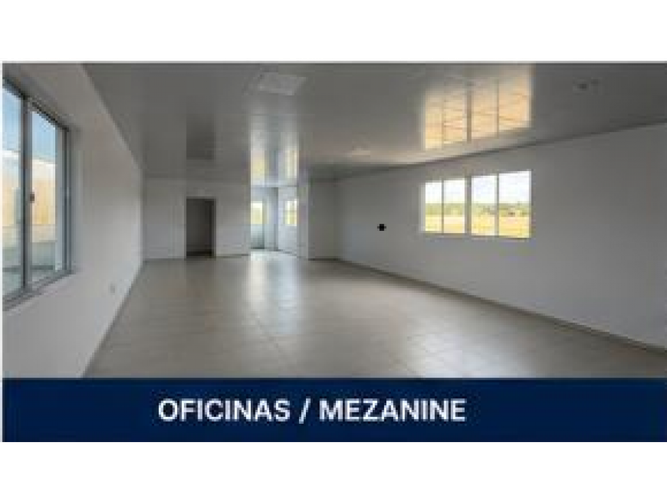 Bodega en arriendo en Cartagena De Indias, Cartagena, 1600 m² · foto 7 de 20