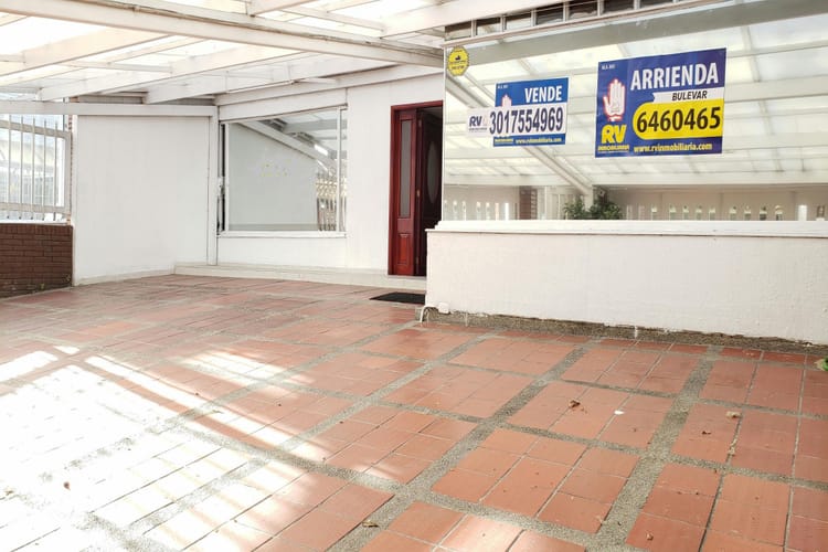 Casa en venta en Alhambra, Bogotá · foto 2 de 10