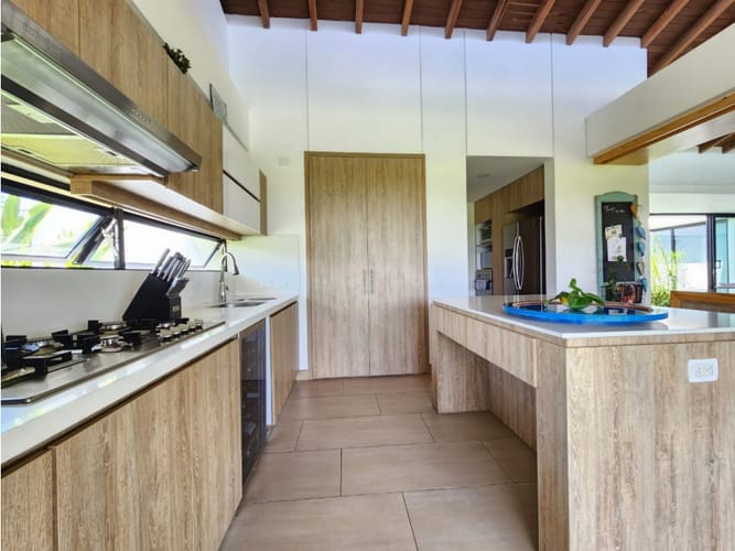 Casa de 4 alcobas en venta en Via El Eden, Armenia, 378 m² · foto 17 de 24