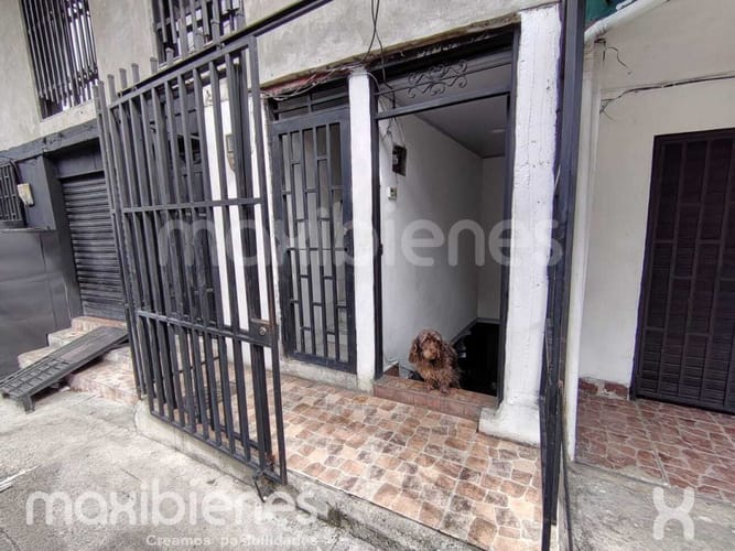 Local en arriendo en Pajarito, Medellín, 21 m² · foto 9 de 9