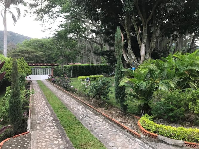 Casa de 4 alcobas en venta en Los Llanitos, Piedecuesta · foto 17 de 20