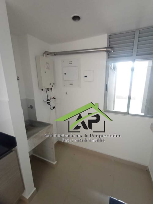 Apartamento de 3 alcobas en arriendo en Urbanizacion Crucero Del Sur, Medellín, 94 m² · foto 6 de 24