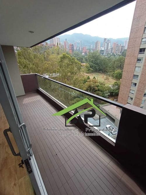 Apartamento de 3 alcobas en arriendo en Urbanizacion Crucero Del Sur, Medellín, 94 m² · foto 10 de 24