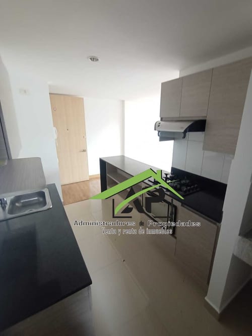 Apartamento de 3 alcobas en arriendo en Urbanizacion Crucero Del Sur, Medellín, 94 m² · foto 7 de 24