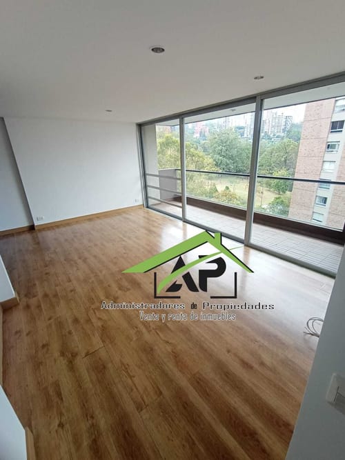 Apartamento de 3 alcobas en arriendo en Urbanizacion Crucero Del Sur, Medellín, 94 m² · foto 11 de 24