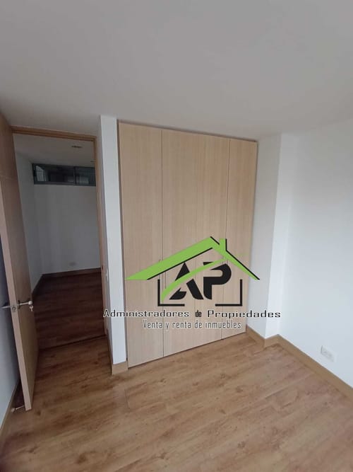 Apartamento de 3 alcobas en arriendo en Urbanizacion Crucero Del Sur, Medellín, 94 m² · foto 18 de 24