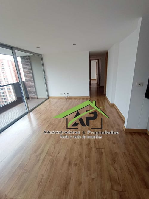 Apartamento de 3 alcobas en arriendo en Urbanizacion Crucero Del Sur, Medellín, 94 m² · foto 8 de 24