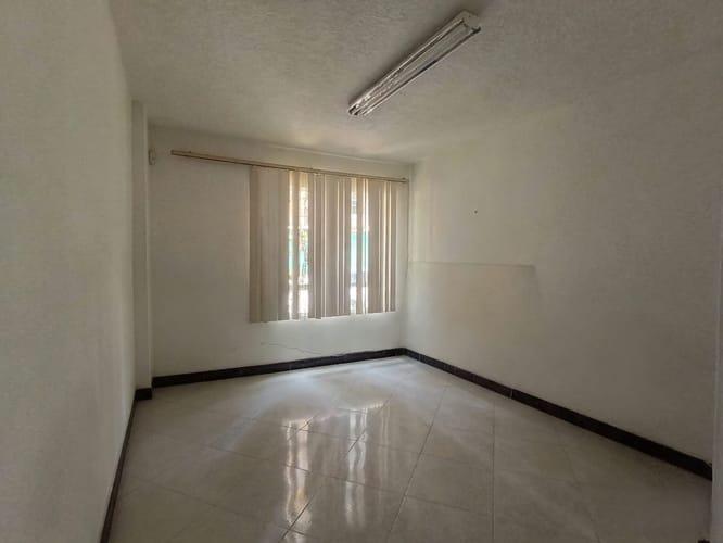Casa de 4 alcobas en venta en Laureles, Medellín, 350 m² · foto 7 de 19