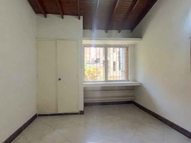 Casa de 4 alcobas en venta en Laureles, Medellín, 350 m² · foto 10 de 19