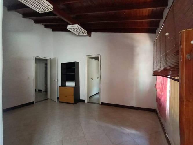 Casa de 4 alcobas en venta en Laureles, Medellín, 350 m² · foto 9 de 19