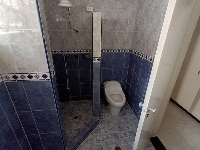 Casa de 4 alcobas en venta en Laureles, Medellín, 350 m² · foto 19 de 19