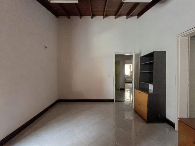 Casa de 4 alcobas en venta en Laureles, Medellín, 350 m² · foto 8 de 19