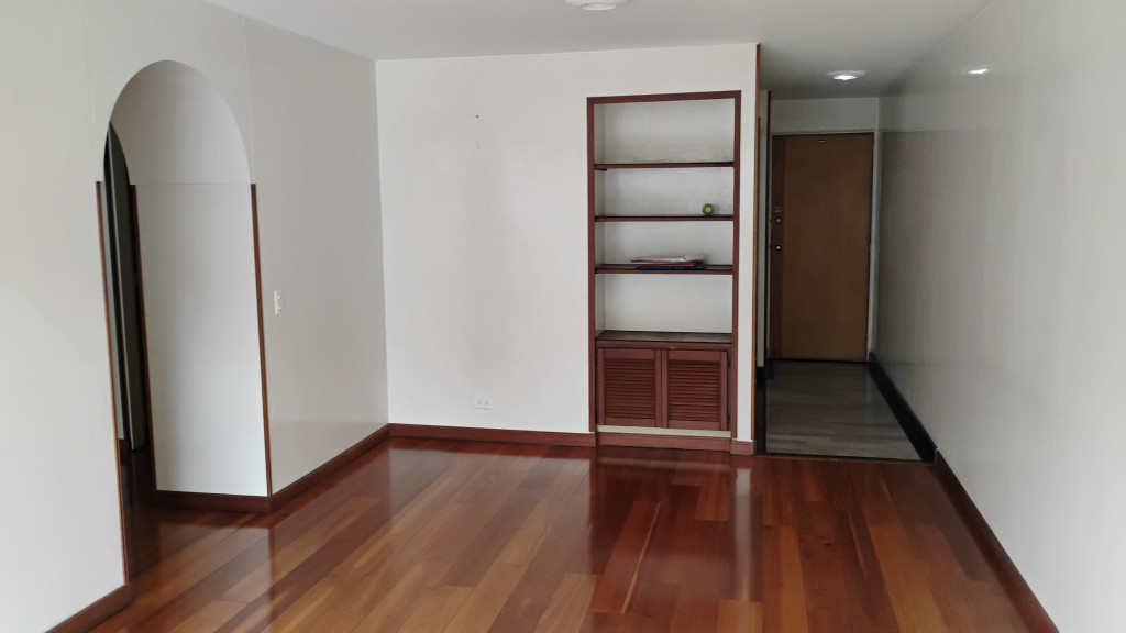Apartamento en venta en Bella Suiza, Bogotá · foto 3 de 20