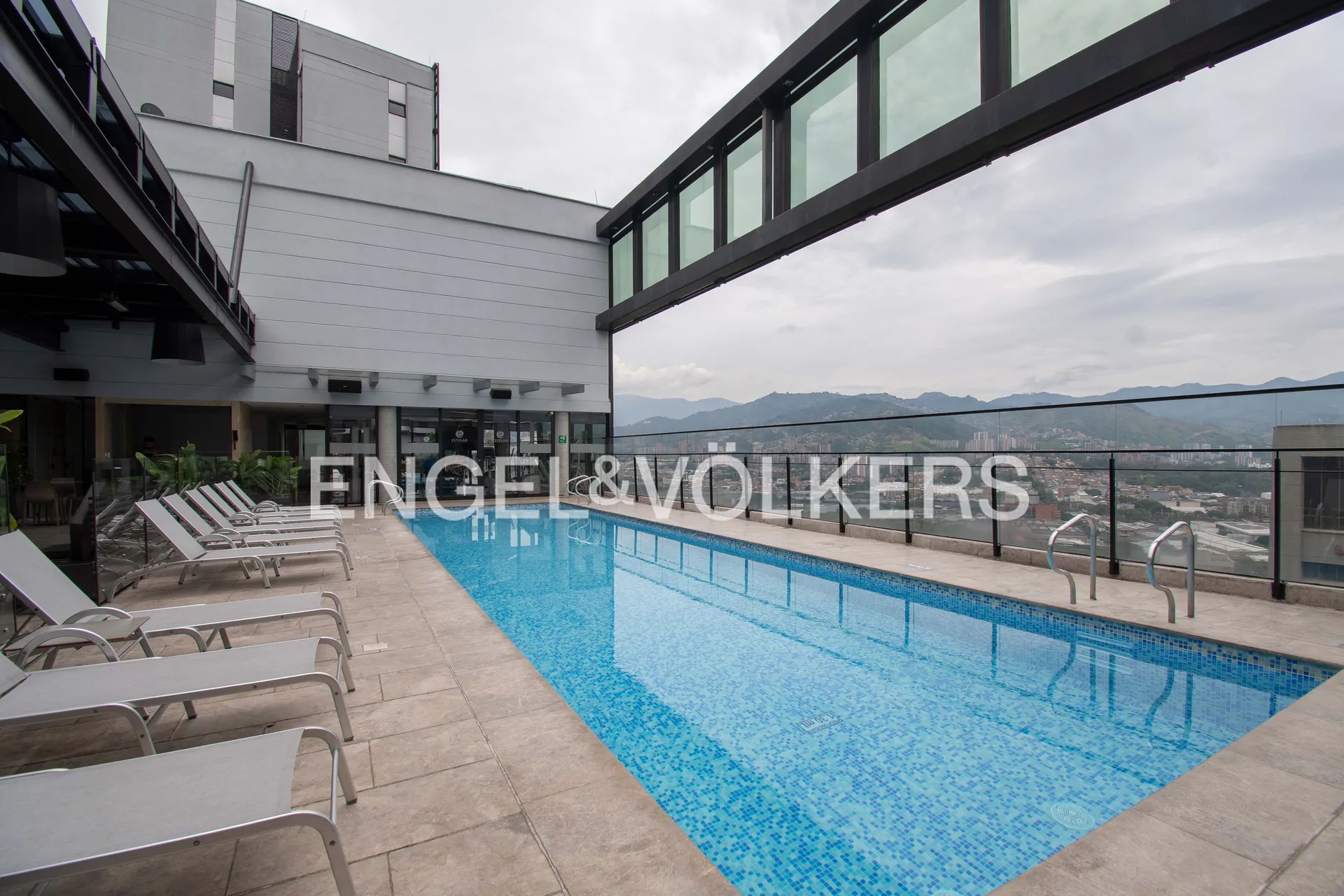 Apartamento en venta en Milla De Oro, Medellín · foto 5 de 12