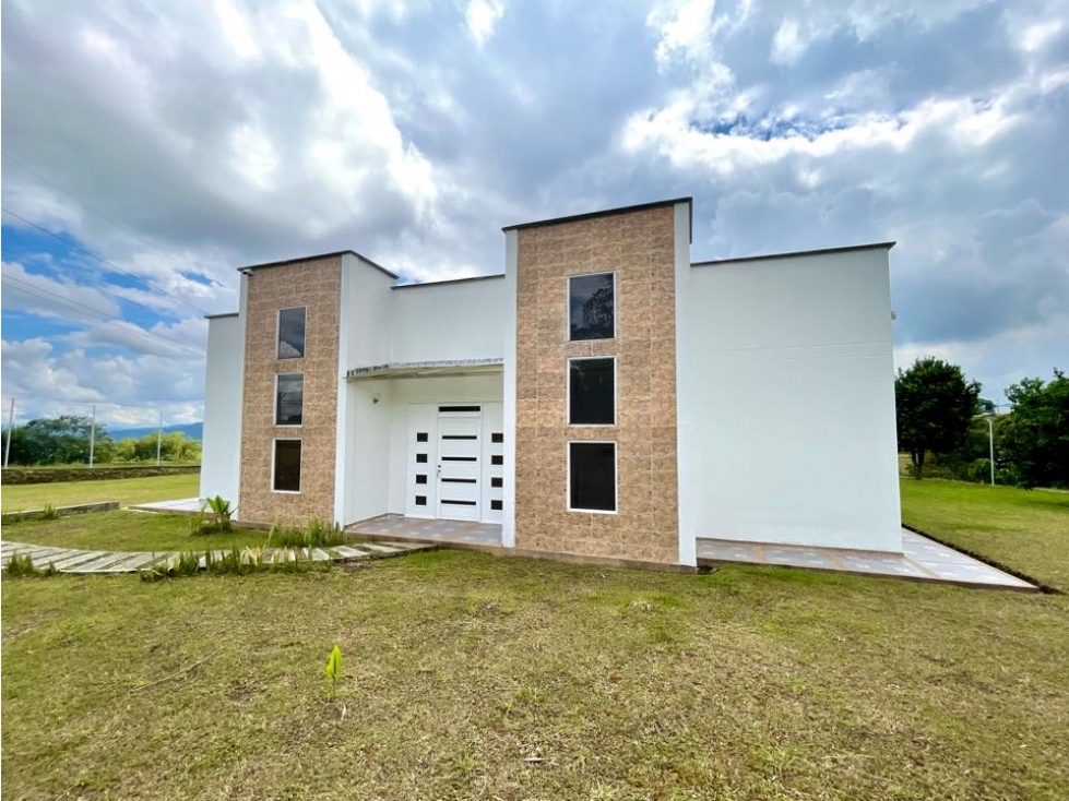 Casa en venta en Tribunas Corcega, Pereira · foto 2 de 24