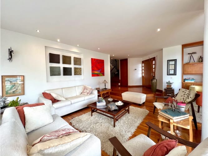 Casa de 5 alcobas en venta en Pinares Alto, Pereira, 450 m² · foto 5 de 24