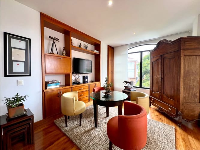 Casa de 5 alcobas en venta en Pinares Alto, Pereira, 450 m² · foto 7 de 24