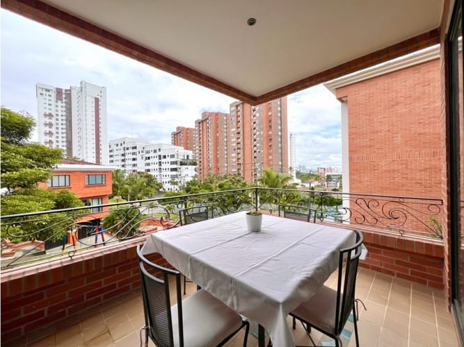 Casa de 5 alcobas en venta en Pinares Alto, Pereira, 450 m² · foto 9 de 24