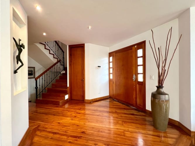 Casa de 5 alcobas en venta en Pinares Alto, Pereira, 450 m² · foto 10 de 24