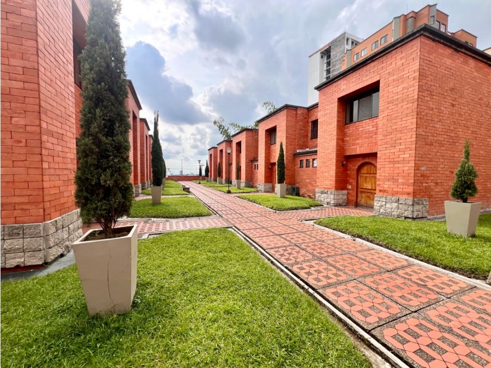 Casa en Venta en Pinares, Pereira