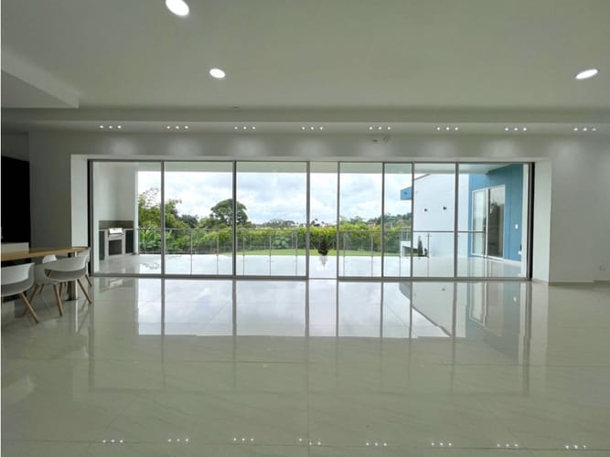 Casa de 4 alcobas en venta en Tribunas Corcega, Pereira, 576 m² · foto 4 de 24
