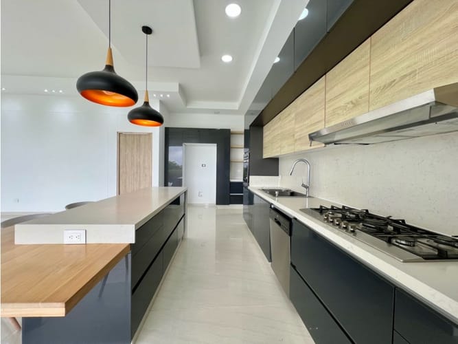 Casa de 4 alcobas en venta en Tribunas Corcega, Pereira, 576 m² · foto 6 de 24