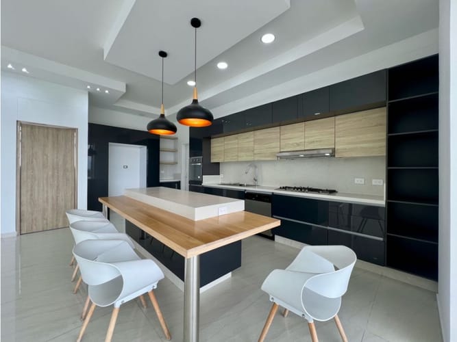Casa de 4 alcobas en venta en Tribunas Corcega, Pereira, 576 m² · foto 8 de 24