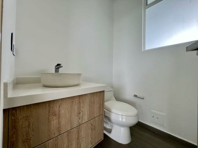 Casa de 4 alcobas en venta en Tribunas Corcega, Pereira, 576 m² · foto 19 de 24