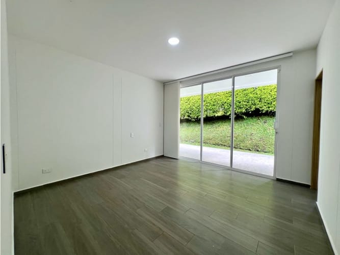 Casa de 4 alcobas en venta en Tribunas Corcega, Pereira, 576 m² · foto 22 de 24