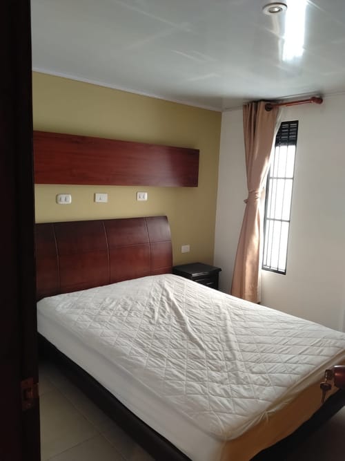 Apartamento de 3 alcobas en arriendo en Santa Rosita, Bogotá, 120 m² · foto 7 de 9