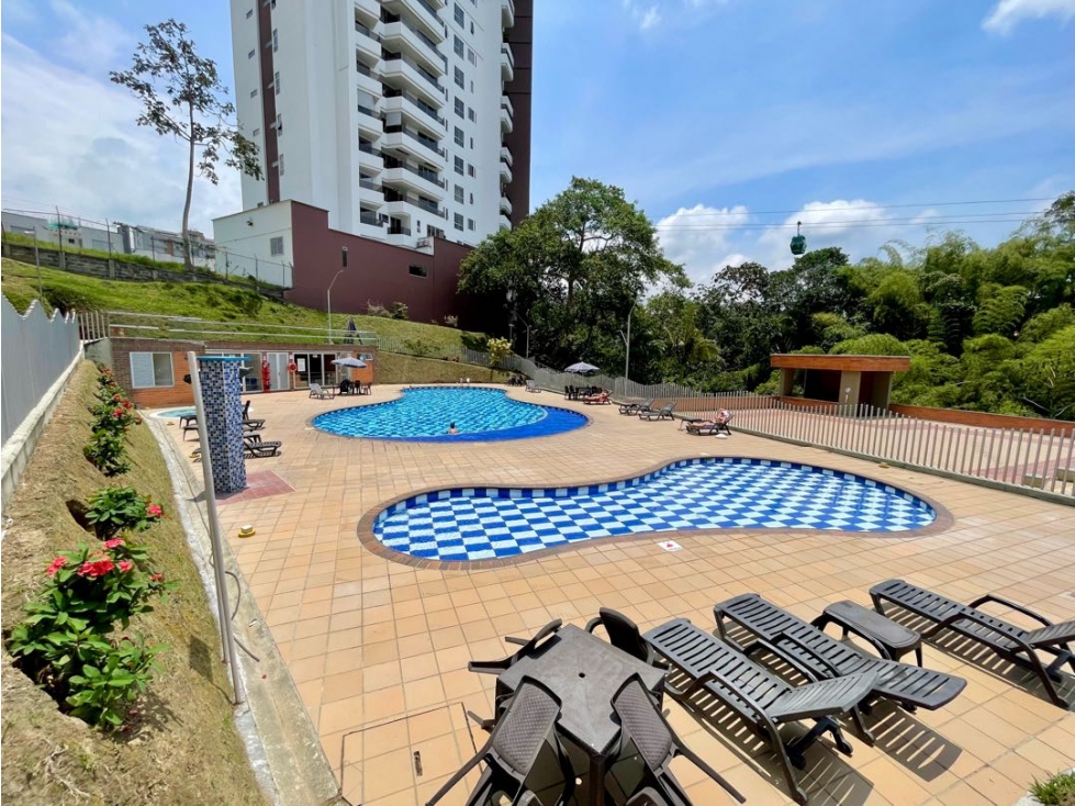 Apartamento en venta en Pinares Alto, Pereira · foto 2 de 24