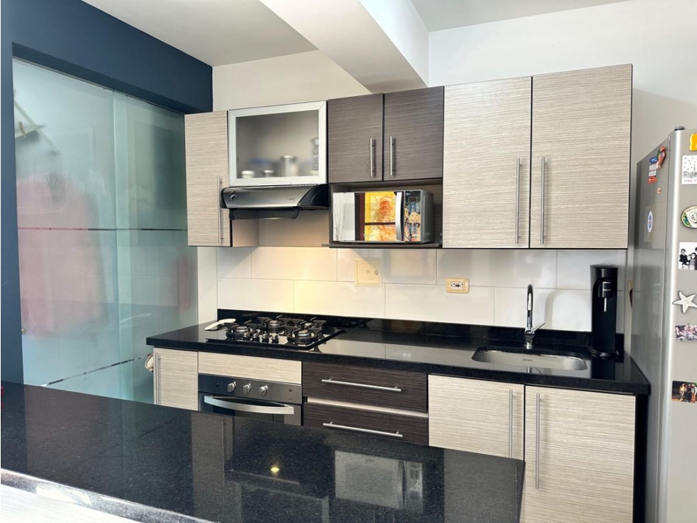 Apartamento en venta en Pinares Alto, Pereira · foto 7 de 24