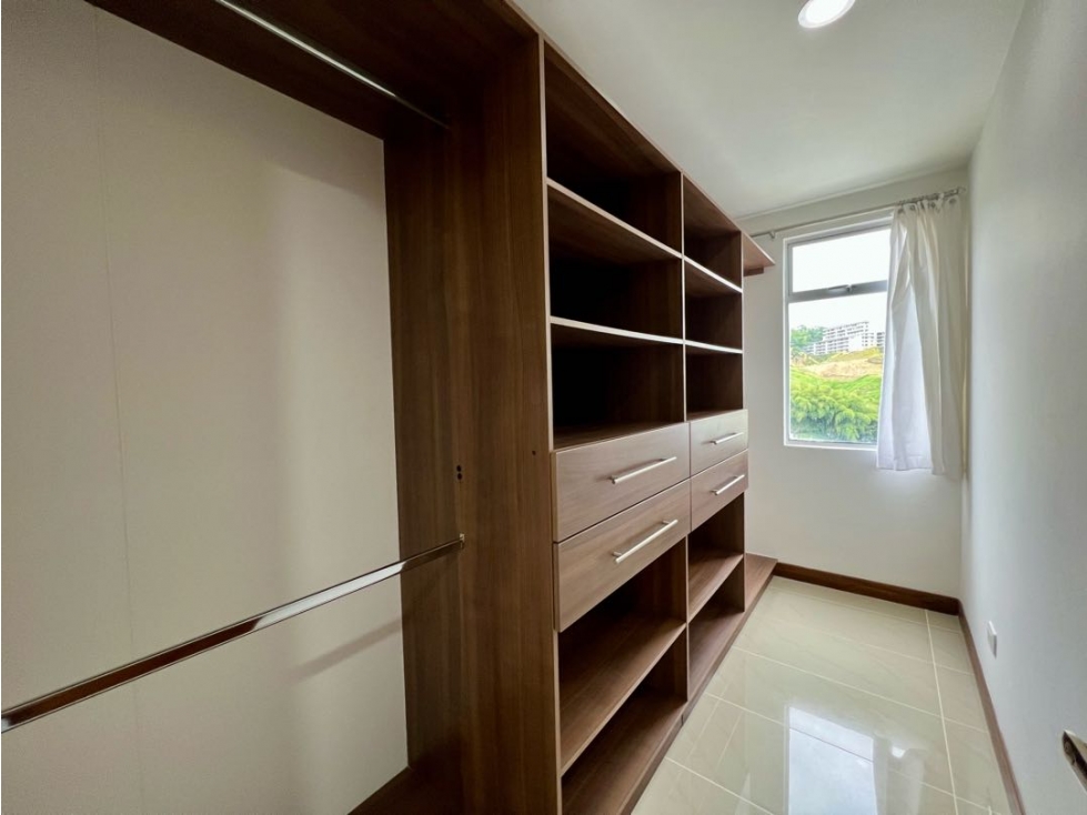 Apartamento en venta en Pinares Alto, Pereira · foto 17 de 24
