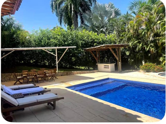Casa de 5 alcobas en arriendo en Ricaurte, 650 m² · foto 17 de 20